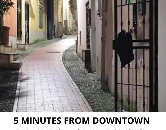 Loft In The Center For 3 People 아파트 *